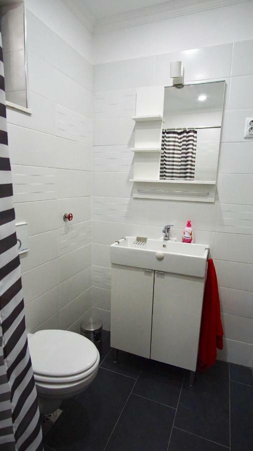 Apartmani Laura Trogir Exteriör bild